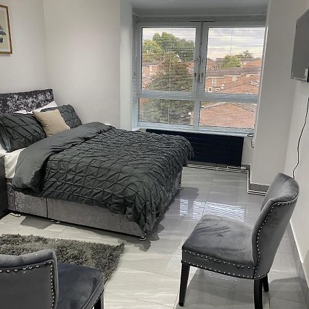 Luxurious 2-Bed Apartment In Woolwich Londres Extérieur photo