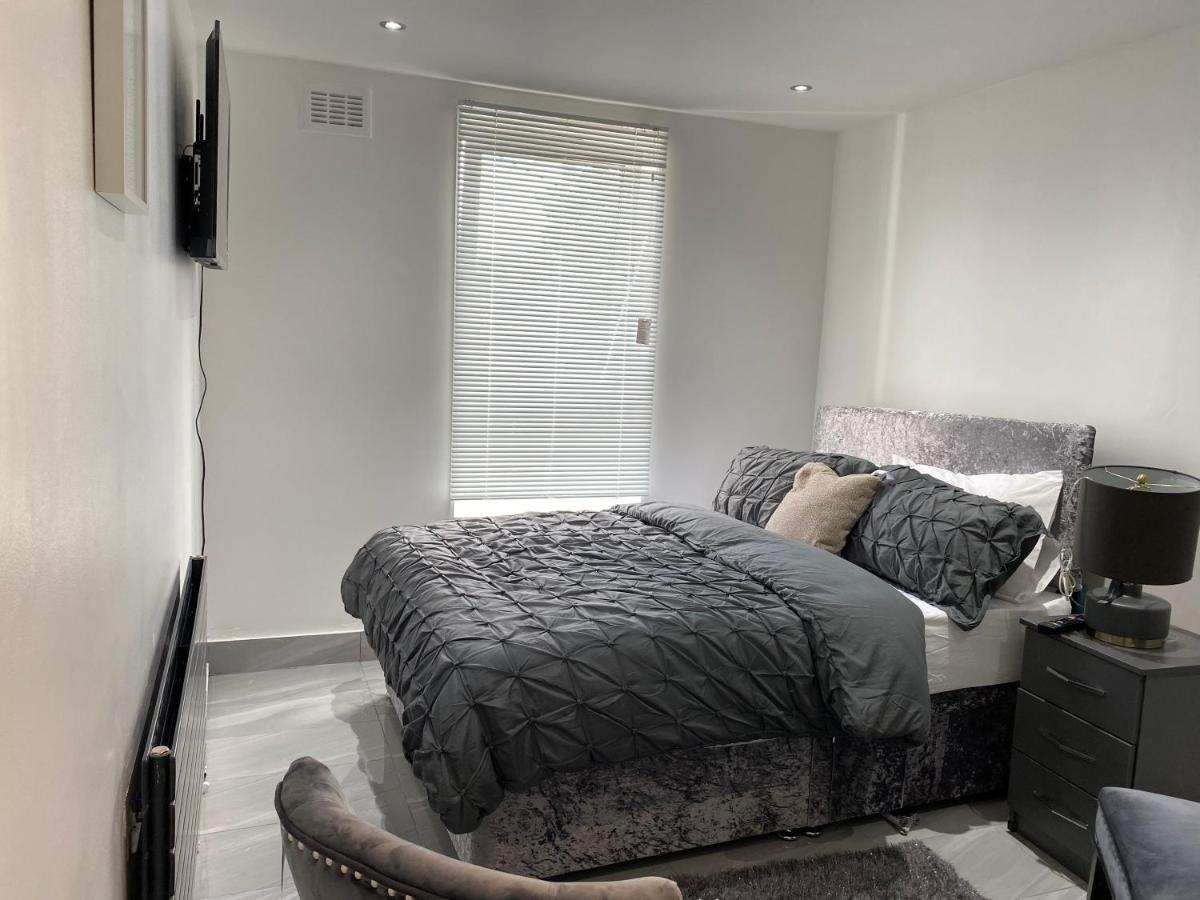 Luxurious 2-Bed Apartment In Woolwich Londres Extérieur photo