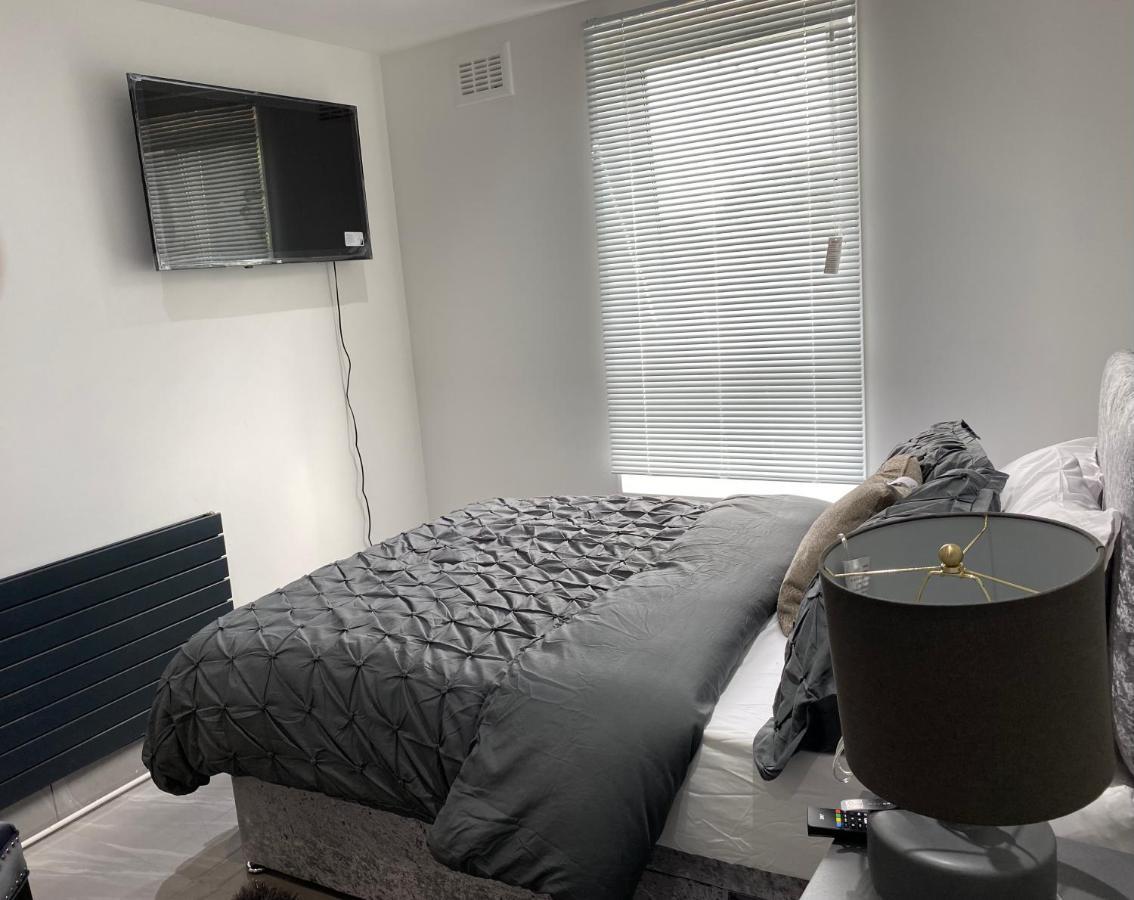 Luxurious 2-Bed Apartment In Woolwich Londres Extérieur photo