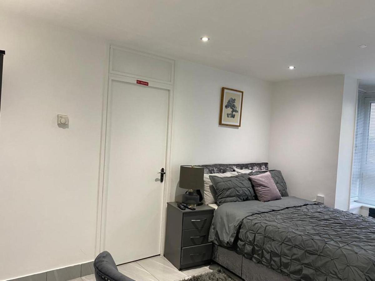 Luxurious 2-Bed Apartment In Woolwich Londres Extérieur photo