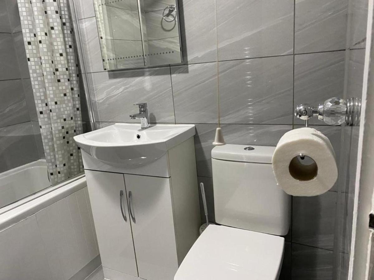 Luxurious 2-Bed Apartment In Woolwich Londres Extérieur photo